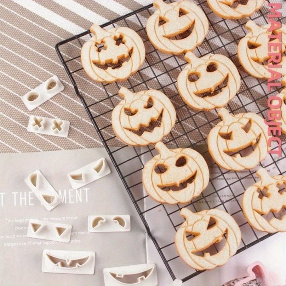 13Pcs Set Pemotong Kue Hallowe - Pumpkin Lantern Halloween ulasan dan harga